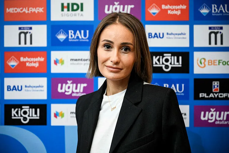bahcesehir-koleji-spor-kulubu-baskani-begum-yucel-oldu-1701931120585.jpg