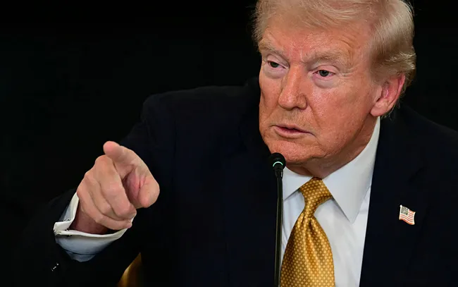 trumptan-venezuelayi-isgal-mesaji-yakinda-kara-operasyonu-olacak-1761252762596.jpeg Trump'tan Venezuela'yı