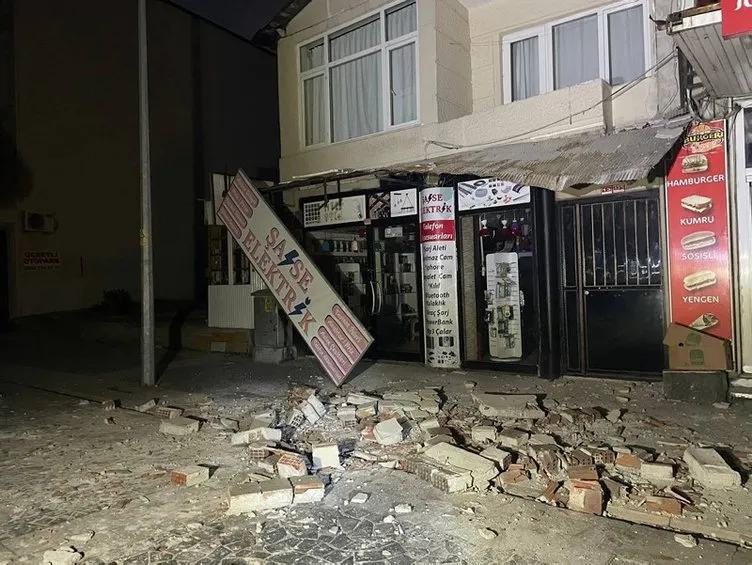 SON DAKİKA: Düzce depremi binaları çatlattı! Dehşetin boyutu gün ağarınca ortaya çıktı!
