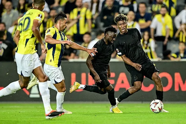 Son dakika haberleri: Ahmet Çakar’dan Fenerbaçheli yıldıza şok sözler! Çöpe atılmış para