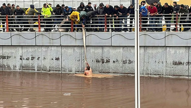 ŞANLIURFA SEL SON DAKİKA: Şanlıurfa'da sel felaketi can aldı! Ölü sayısı yükseliyor