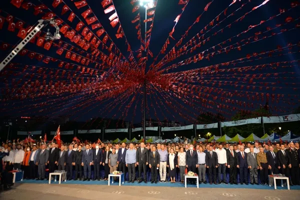 gaziantep-demokrasi-nobetine-kostu-1657913644076.jpeg