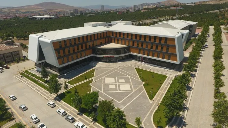 Fırat Üniversitesi taban puanları 2023: Fırat Üniversitesi 2 ve 4 yıllık bölümlerin taban puanları, kontenjanları ve başarı sıralaması