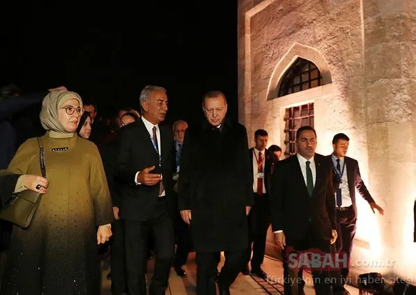 Başkan Erdoğan Minyatürlerle Osmanlı Devri Türk Okçuluğu sergisini ziyaret etti