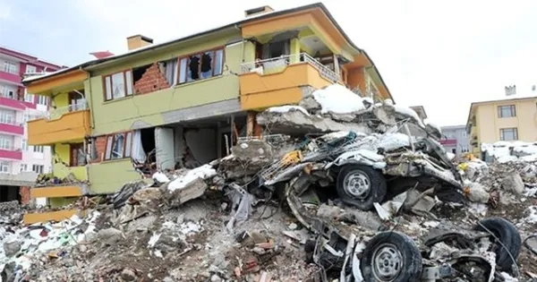 1999 depremi kaç şiddetinde olmuştu? 17 Ağustos 1999 Gölcük depremi ne kadar sürmüştü?