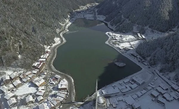 Doğu Karadeniz'in seyir teraslarında manzara keyfi