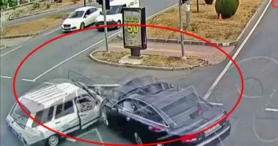 Kastamonu’da emniyet kemeri takmayan kadının otomobilden fırladığı anlar kamerada | Video