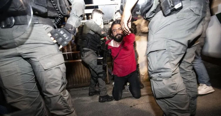 İsrail polisinden skandal! Filistinli gence ’George Floyd’ gözaltısı