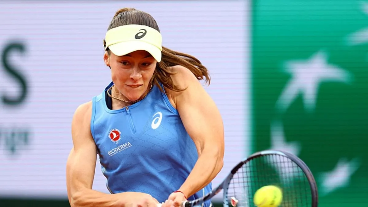 Zeynep Sönmez, Fransa Açık’a ilk turda veda etti Zeynep Sönmez, Fransa Açık’a ilk turda veda etti