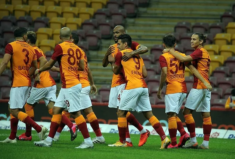 İstanbul Başakşehir FK Galatasaray maçını canlı izle, canlı takip et. Maç hangi kanalda? Lig İstanbul Başakşehir FK Galatasaray maçını canlı izle, canlı takip et. Maç hangi kanalda? Lig