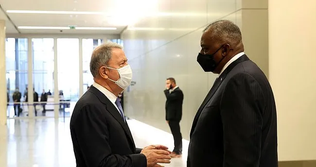 Milli Savunma Bakanı Hulusi Akar, ABD Savunma Bakanı Lloyd James Austin ile görüştü