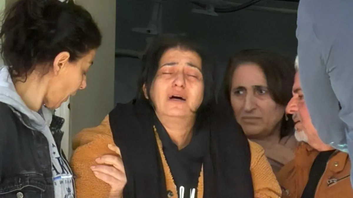 Cani baba 2 evladını gözünü kırpmadan öldürüp intihar etmişti! Acılı annenin feryadı yürek dağladı: Hanginize yanayım yavrularım… Cani baba 2 evladını gözünü kırpmadan öldürüp intihar etmişti! Acılı annenin feryadı yürek dağladı: Hanginize yanayım yavrularım…