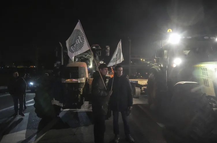 Fransa’da geniş çaplı isyan: Paris’in önlerine ulaşıldı!