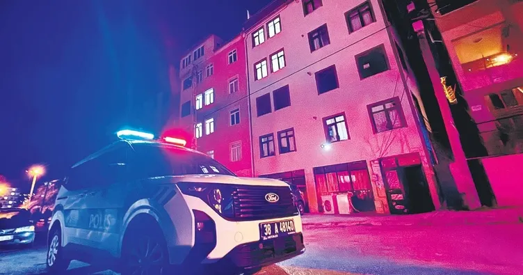 Erkek arkadaşını bıçaklayarak öldürdü