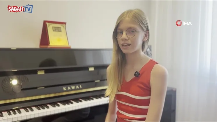 9 yaşında lise diploması aldı | Video