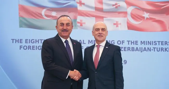 Dışişleri Bakanı Çavuşoğlu, Gürcü mevkidaşı Zalkaliani ile telefonda görüştü