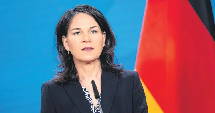 Bakanlık personeline vize soruşturması