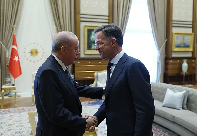 baskan-erdogan-nato-genel-sekreteri-rutte-ile-gorusuyor-1783353208985.jpeg Başkan Erdoğan, NATO Genel Sekreteri Rutte ile görüştü! İşte ele alınan konular