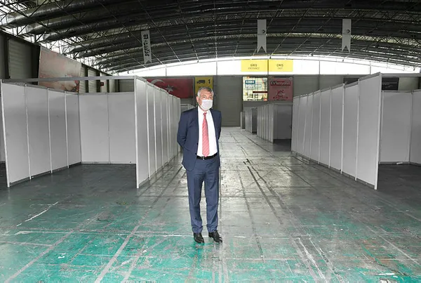 CHP’li Zeydan Karalar’ın Adana Büyükşehir Belediyesi’nde tek icraatı: Sahra güzellik salonu