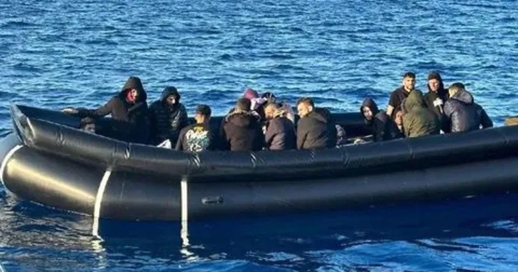 İzmir’de göçmen botu battı: 5 kişi kayıp