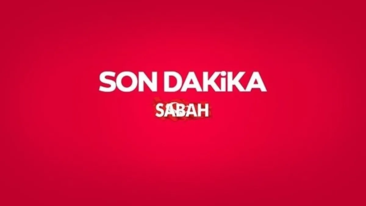 SON DAKİKA... İstanbul Kadıköy'de iki metrobüs çarpıştı!
