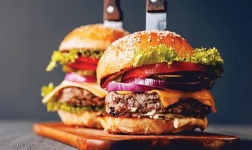 ABD’de şoke eden olay! Dolapta unuttuğu hamburger 5 yıl boyunca bozulmamış!