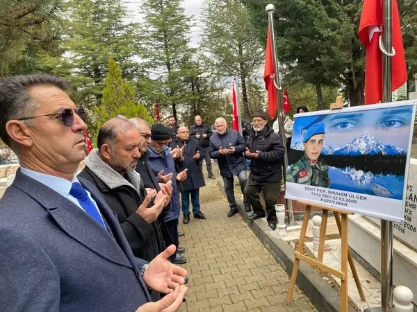 18-yildir-dinmeyen-aci-sehit-ibrahim-ulger-dualarla-anildi-1771771230332.jpg