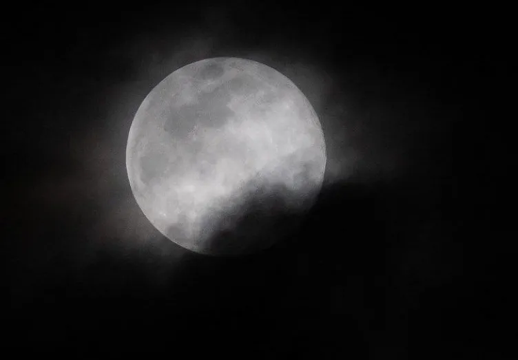 2019 yılının son Süper Ay’ı görüntülendi