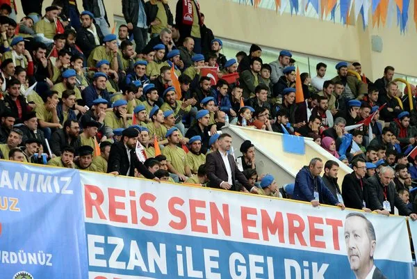 Trabzon'dan Cumhurbaşkanı Erdoğan'a görkemli karşılama
