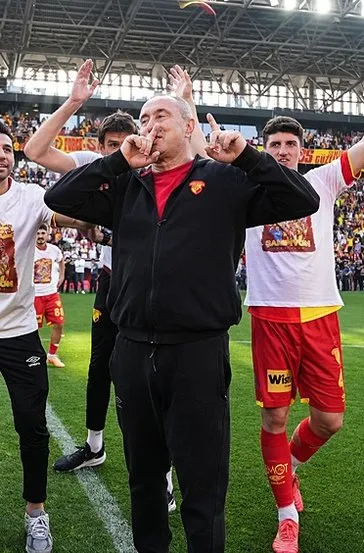 Göztepe’yi Süper Lig’e taşıdı, ’yola devam’ mesajı verdi!