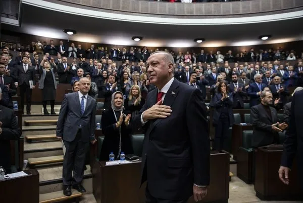 Son dakika haberi! Beş Belediye Başkanı AK Parti'ye geçti