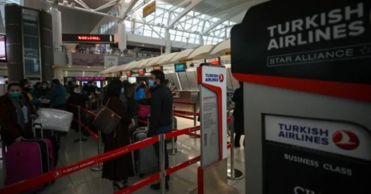 ABD’deki 295 Türk yurda dönmek üzere Chicago’dan yola çıktı