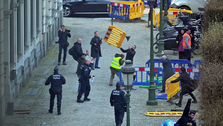 Terör Avrupa’da cirit atıyor! Türkiye’den PKK saldırılarıyla ilgili net mesaj: Seyretme yakala, yargıla