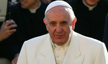 Papa, çocuklara cinsel istismar olayları için özür diledi