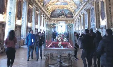 Louvre Müzesi Gezilir mi, bezilir mi?