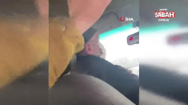 Taksici, kadın müşteriyi yolun ortasında araçtan dışarı attı | Video