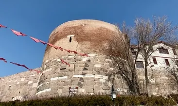 Ankara Kalesi’nde büyük tehlike!