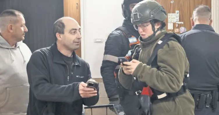 Tel Aviv’e füzeler düşmeye devam ediyor