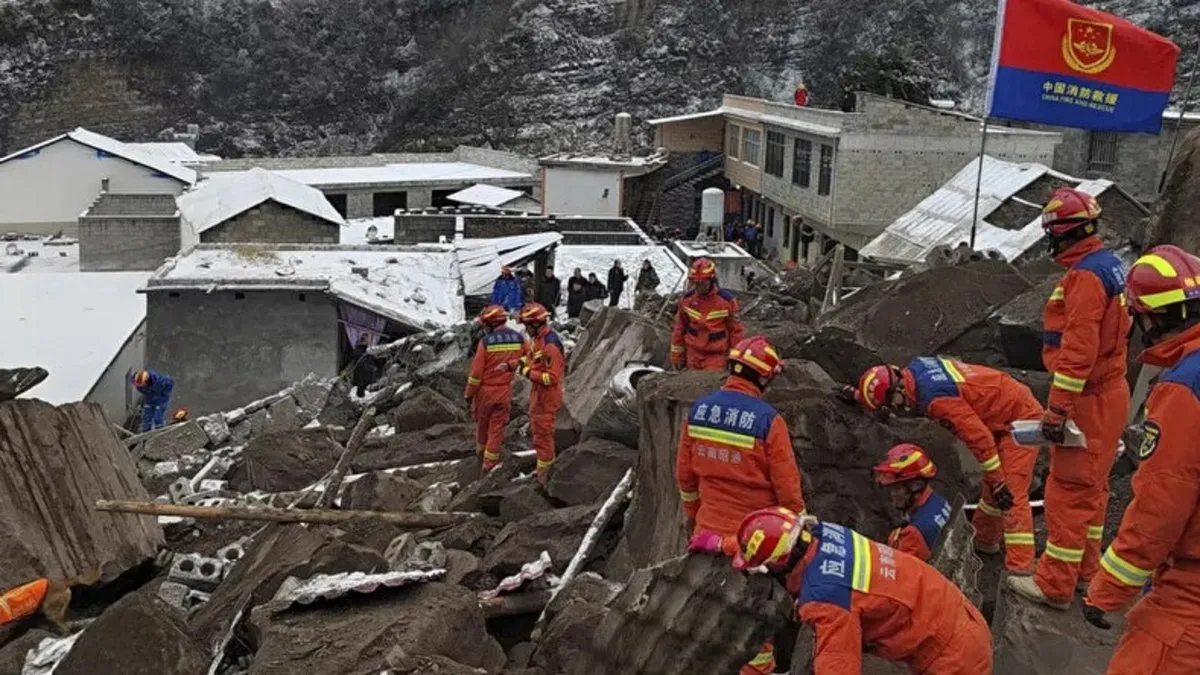 Çin'de şiddetli yağış ve toprak kaymaları: 7 ölü, 3 kişi kayboldu