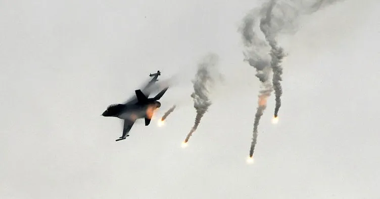 Irak Suriye’deki DEAş hedeflerine hava saldırısı düzenledi!