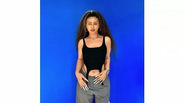 Asya Alizade gözaltına alındı! Bu yüzden sınır dışı edilecek!