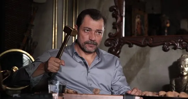 kurulus osman da seyh edebali rolundeki