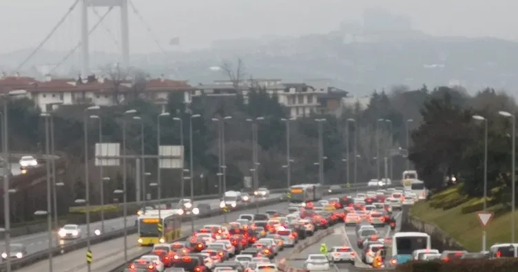 SON DAKİKA: İstanbul’da kısıtlama kalktı! Trafik yoğunluğu yüzde 74’e çıktı!