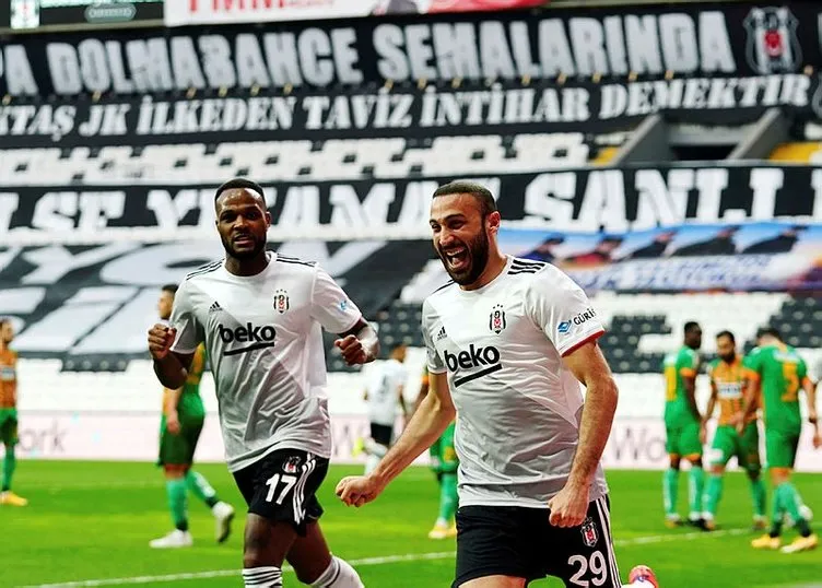 Son dakika: Beşiktaş 3 transferi bitirdi! Cyle Larin’in yerine Sporting’in yıldızı geliyor...