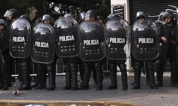 Arjantin’de kolluk kuvvetlerine ’vur yetkisi’