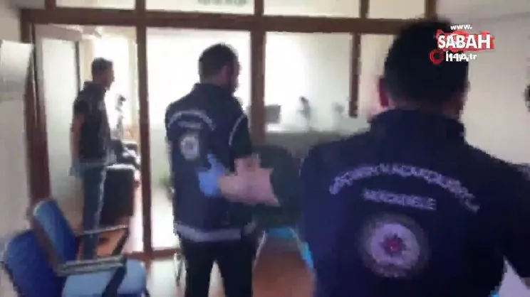 Sahte evrakla yabancılara 'oturma izni' düzenleyen şirkete operasyon | Video