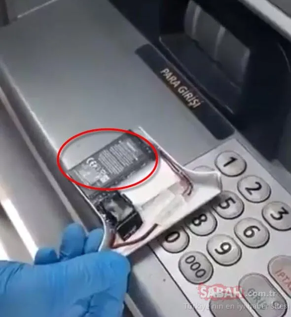 ATM'den para çekerken gizli tehlikeye dikkat edin!