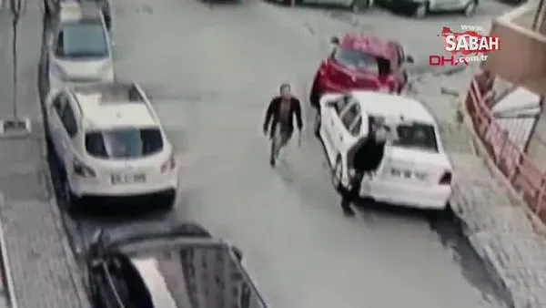Kağıthane'de ilginç olay; otomobilin lastiğini çaldılar | Video