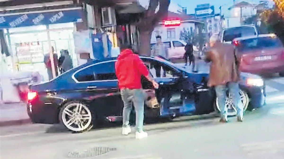 Otomobilinde katledildi Otomobilinde katledildi