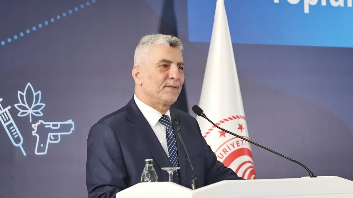 Bakan Bolat: Yapay zeka sektöründe 50 bin kişilik istihdam hedefleniyor Bakan Bolat: Yapay zeka sektöründe 50 bin kişilik istihdam hedefleniyor